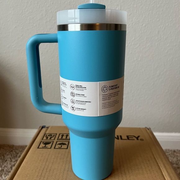 Stanley Flowstate Quencher 40oz Tumbler - Pool - Picture 2 of 6